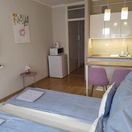 דירות Nyíregyháza Lia Apartman מראה חיצוני תמונה