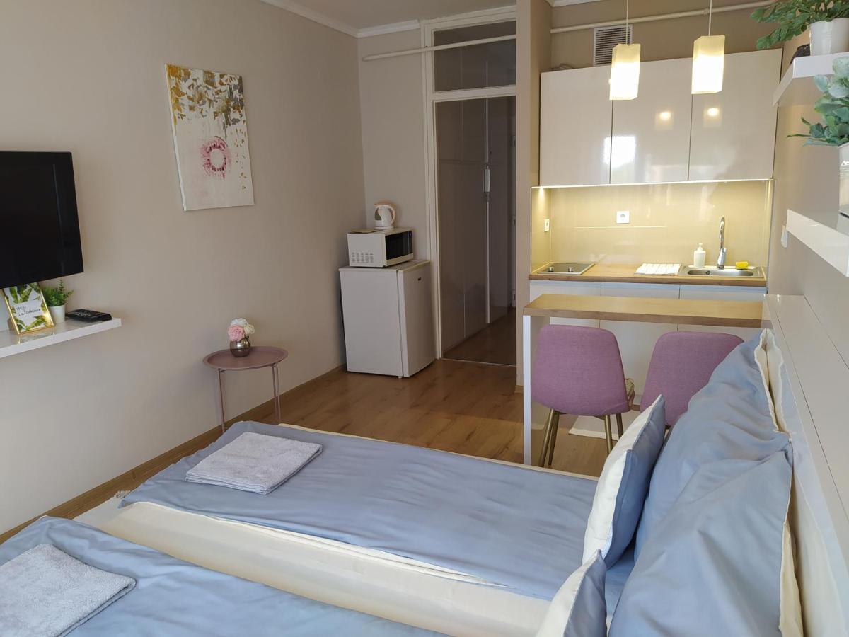דירות Nyíregyháza Lia Apartman מראה חיצוני תמונה
